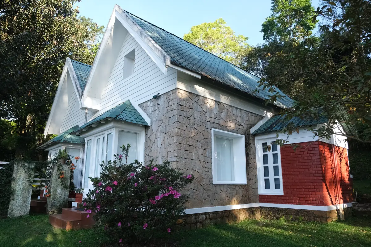 Colonial Cottages